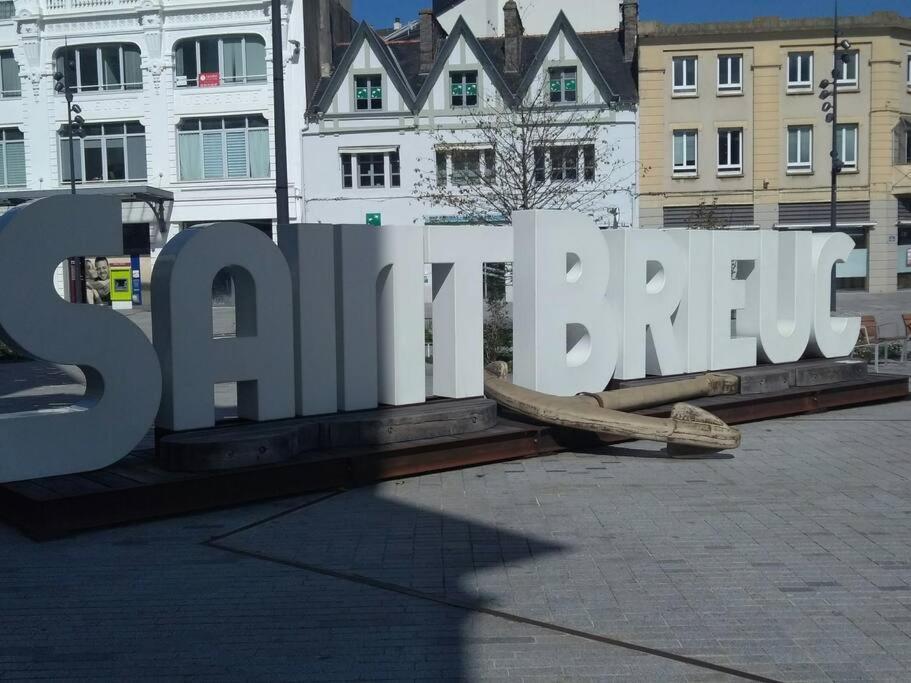 Destelle Appart Proche Gare Saint-Brieuc Exteriér fotografie