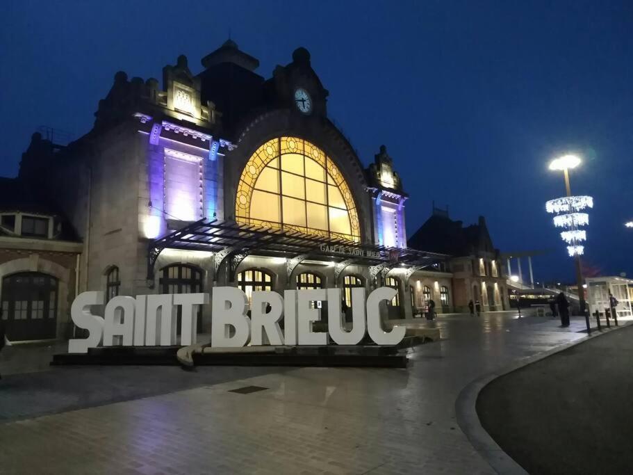 Destelle Appart Proche Gare Saint-Brieuc Exteriér fotografie